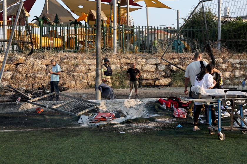 &Kappa;&rho;&alpha;&tau;ή&rho;&alpha;&sigmaf; &sigma;&tau;&omicron;&nu; &chi;ώ&rho;&omicron; ό&pi;&omicron;&upsilon; έ&nu;&alpha; &beta;&lambda;ή&mu;&alpha; έ&pi;&lambda;&eta;&xi;&epsilon; &pi;&alpha;&iota;&delta;&iota;&kappa;ή &chi;&alpha;&rho;ά, &sigma;&tau;&omicron; &Mu;&alpha;&zeta;&nu;&tau;ά&lambda; &Sigma;&alpha;&mu;&sigmaf; &tau;&omega;&nu; &Upsilon;&psi;&omega;&mu;ά&tau;&omega;&nu; &tau;&omicron;&upsilon; &Gamma;&kappa;&omicron;&lambda;ά&nu; &sigma;&tau;&iota;&sigmaf; 27 &Iota;&omicron;&upsilon;&lambda;ί&omicron;&upsilon; 2024. &Pi;&epsilon;&rho;ί&pi;&omicron;&upsilon; &tau;&rho;&iota;ά&nu;&tau;&alpha; &beta;&lambda;ή&mu;&alpha;&tau;&alpha; &epsilon;&nu;&tau;&omicron;&pi;ί&sigma;&tau;&eta;&kappa;&alpha;&nu; &sigma;ύ&mu;&phi;&omega;&nu;&alpha; &mu;&epsilon; &tau;&iota;&sigmaf; &Iota;&sigma;&rho;&alpha;&eta;&lambda;&iota;&nu;έ&sigmaf; &Alpha;&mu;&upsilon;&nu;&tau;&iota;&kappa;έ&sigmaf; &Delta;&upsilon;&nu;ά&mu;&epsilon;&iota;&sigmaf; (IDF). &copy; EPA / Atef Safadi / &Alpha;&Pi;&Epsilon;-&Mu;&Pi;&Epsilon;
