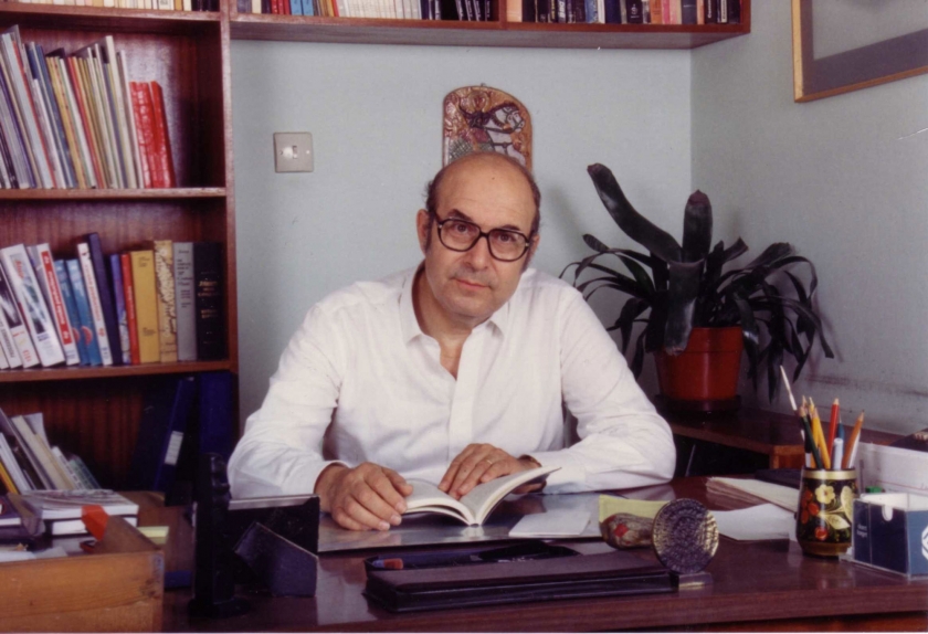 &Omicron; &Pi;ά&nu;&omicron;&sigmaf; &Iota;&omega;&alpha;&nu;&nu;ί&delta;&eta;&sigmaf; &kappa;&alpha;&iota; &eta; &alpha;&theta;έ&alpha;&tau;&eta; ό&psi;&eta; &tau;&eta;&sigmaf; &Kappa;ύ&pi;&rho;&omicron;&upsilon;