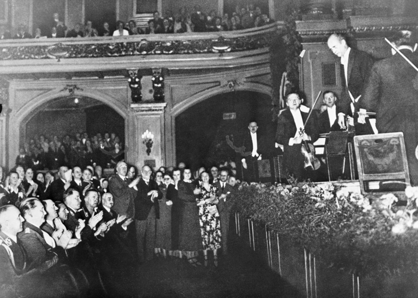 &Pi;&alpha;&rho;&alpha;&mu;έ&nu;&omicron;&nu;&tau;&alpha;&sigmaf; &eta;&theta;&iota;&kappa;ό&sigmaf; &sigma;&epsilon; &mu;&iota;&alpha; &alpha;&nu;ή&theta;&iota;&kappa;&eta; &kappa;&omicron;&iota;&nu;&omega;&nu;ί&alpha;