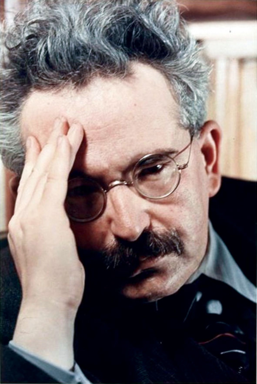 &Alpha;&pi;&alpha;&iota;&sigma;&iota;&omicron;&delta;&omicron;&xi;ί&alpha; &sigma;&epsilon; ό&lambda;&alpha; &tau;&alpha; &mu;έ&tau;&omega;&pi;&alpha;, &eta; &mu;ό&nu;&eta; &epsilon;&lambda;&pi;ί&delta;&alpha;