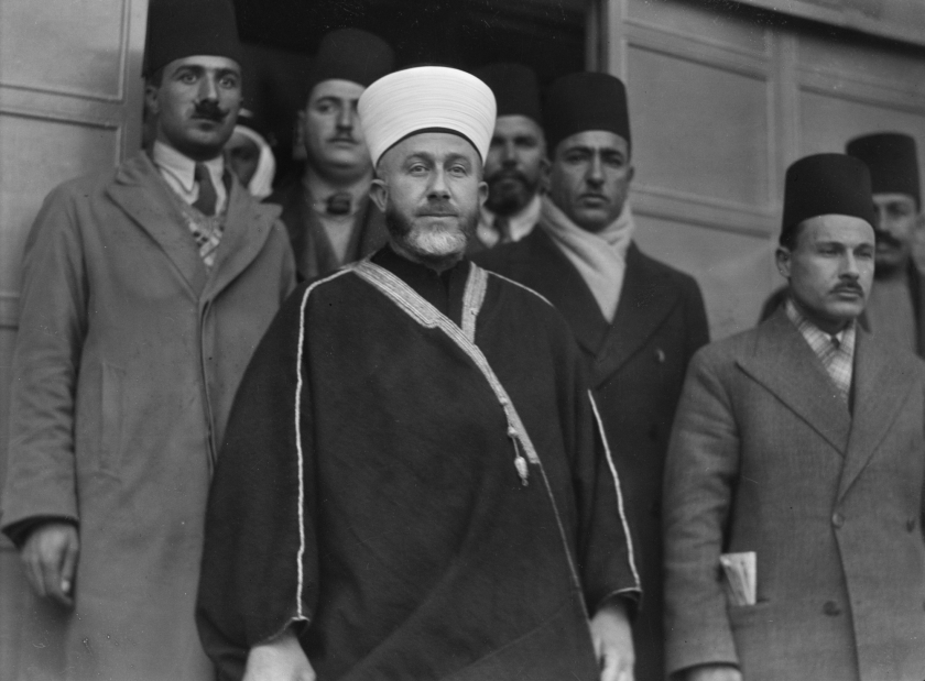 &Omicron; &Alpha;&nu;&tau;&iota;&sigma;&eta;&mu;&iota;&tau;&iota;&sigma;&mu;ό&sigmaf; &tau;&omega;&nu; &Nu;&alpha;&zeta;ί &kappa;&alpha;&iota; &tau;&omicron; &Mu;ί&sigma;&omicron;&sigmaf; &tau;&omega;&nu; &Iota;&sigma;&lambda;&alpha;&mu;&iota;&sigma;&tau;ώ&nu;