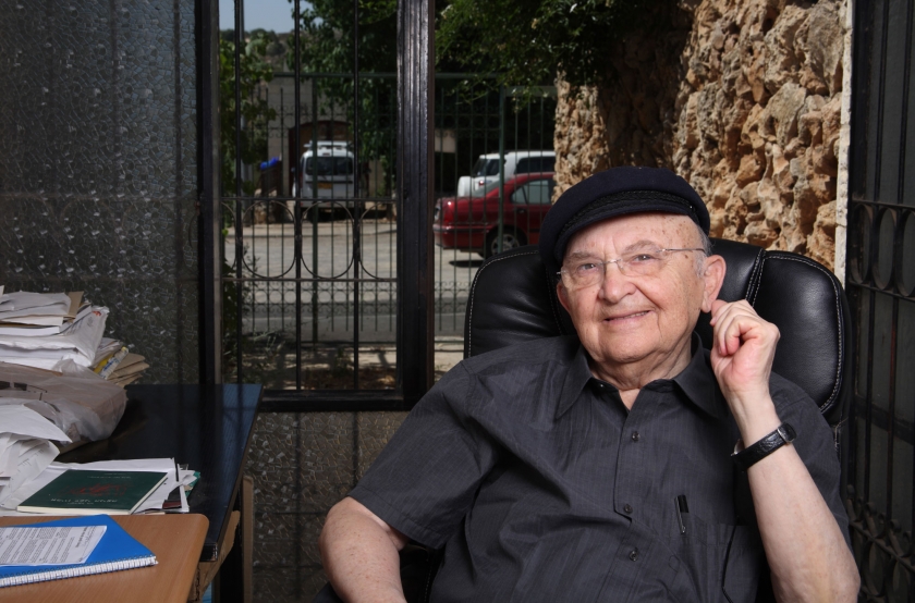 &Eta; &phi;&rho;ί&kappa;&eta; &delta;&epsilon;&nu; &mu;&alpha;&sigmaf; &delta;&iota;&delta;ά&sigma;&kappa;&epsilon;&iota; &tau;ί&pi;&omicron;&tau;&alpha;